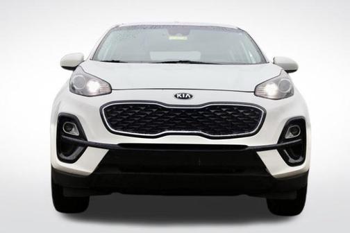 Clear White 2021 Kia Sportage LX