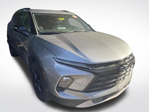 Sterling Gray Metallic 2023 Chevrolet Blazer LT