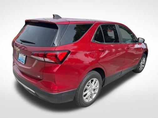 Radiant Red Tintcoat 2023 Chevrolet Equinox 1LT