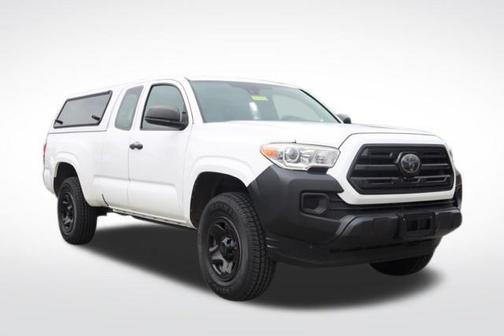 Super White 2018 Toyota Tacoma SR