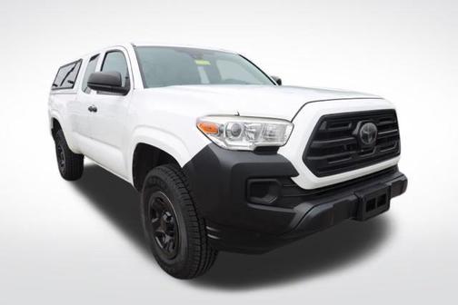Super White 2018 Toyota Tacoma SR