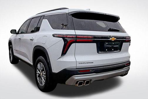 2024 Chevrolet Traverse LT