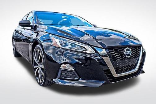 2021 Nissan Altima SR FWD