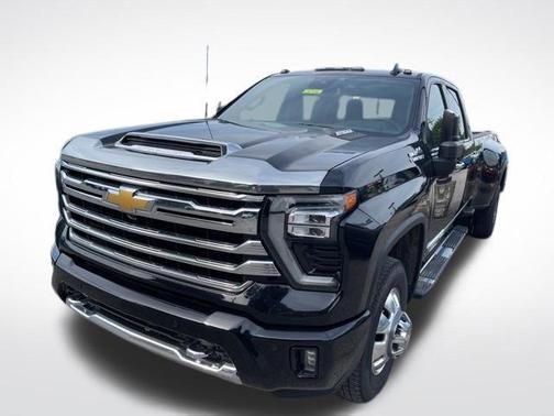 Black 2024 Chevrolet Silverado 3500 High Country