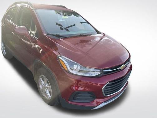 Cajun Red Tintcoat 2019 Chevrolet Trax LT