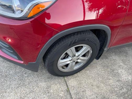 Cajun Red Tintcoat 2019 Chevrolet Trax LT