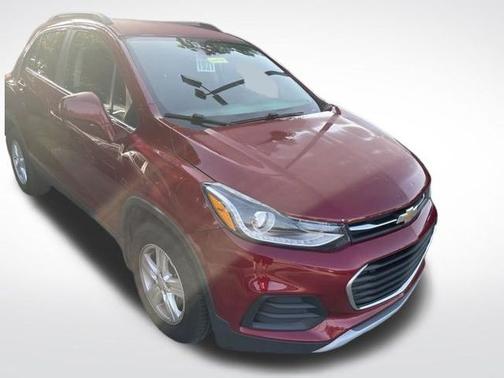 Cajun Red Tintcoat 2019 Chevrolet Trax LT