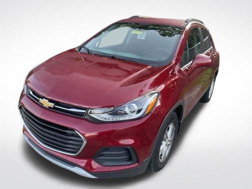 Cajun Red Tintcoat 2019 Chevrolet Trax LT