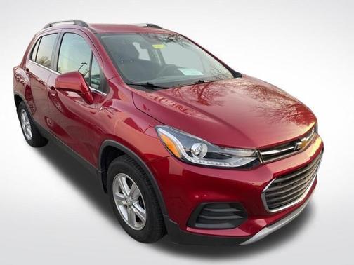 Cajun Red Tintcoat 2019 Chevrolet Trax LT