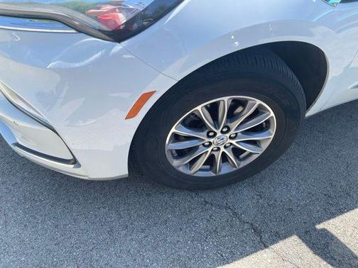 Summit White 2023 Buick Enclave Essence FWD