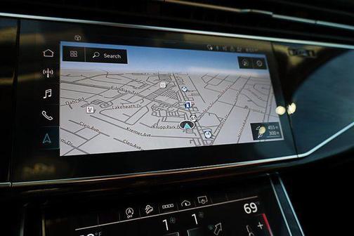 2024 Audi Q7 55 Premium Plus