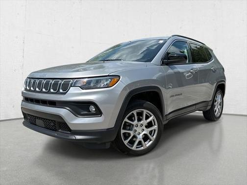2022 Jeep Compass Latitude Lux 4x4