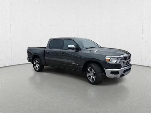 2024 RAM 1500 Laramie Crew Cab 4x4 57' Box