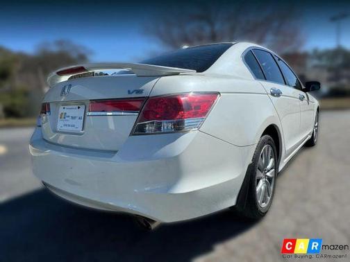 White 2011 Honda Accord EX-L