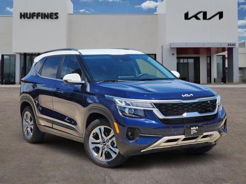 Dark Ocean Blue / White Roof 2023 Kia Seltos S