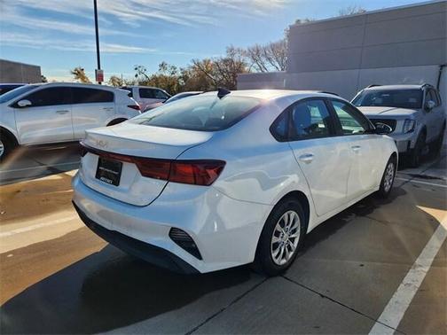 2023 Kia Forte LX