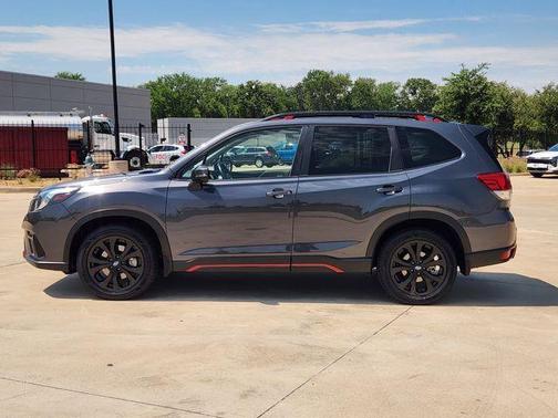 Magnetite Gray Metallic 2023 Subaru Forester Sport