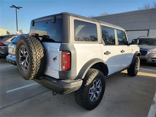 2023 Ford Bronco Badlands