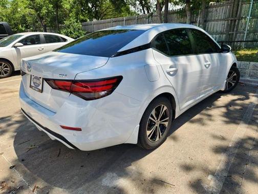 Cloud White 2021 Nissan Sentra SV