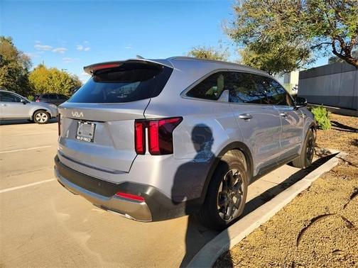 2024 Kia Sorento S