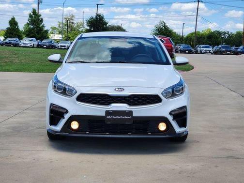 Clear White 2021 Kia Forte LXS