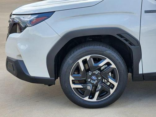 Crystal White Pearl 2026 Subaru Forester Premium