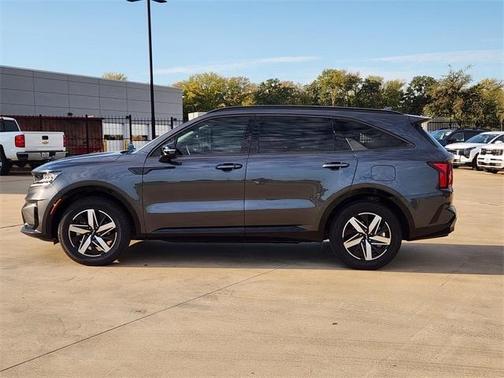 2023 Kia Sorento S