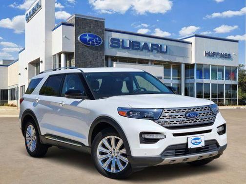Star White 2023 Ford Explorer Limited