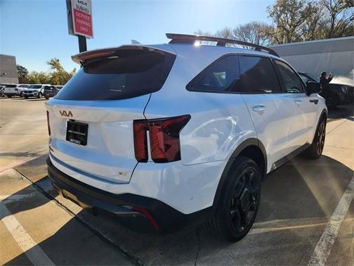 2025 Kia Sorento SX