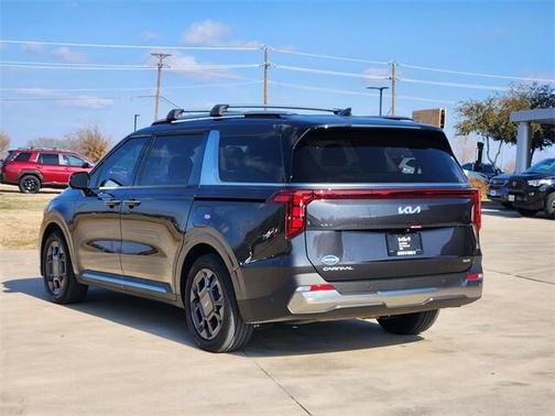 2025 Kia Carnival Hybrid SX