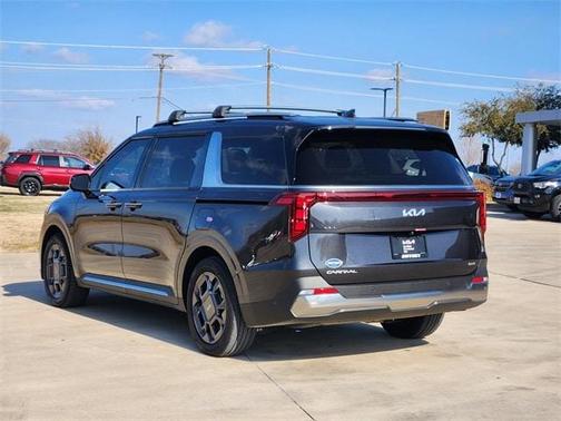 2025 Kia Carnival Hybrid SX