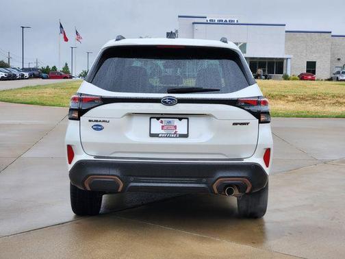 Crystal White Pearl 2025 Subaru Forester Sport
