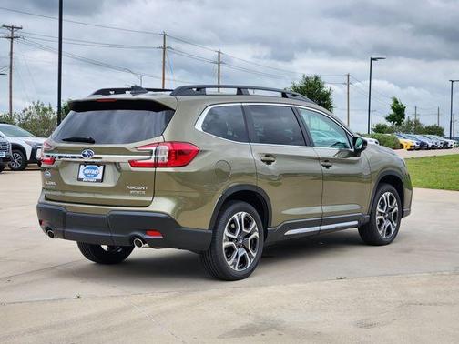 Autumn Green Metallic 2026 Subaru Ascent Limited