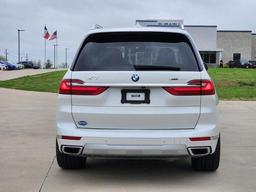 2022 BMW X7 xDrive40i