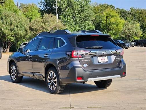 2023 Subaru Outback Touring