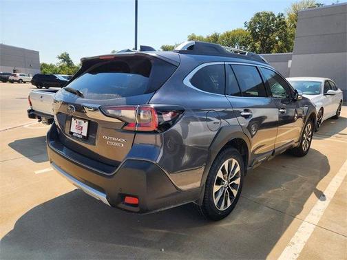 2023 Subaru Outback Touring