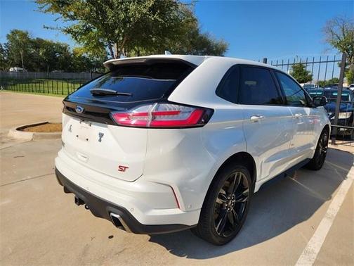 2020 Ford Edge ST