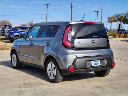 2016 Kia Soul Base