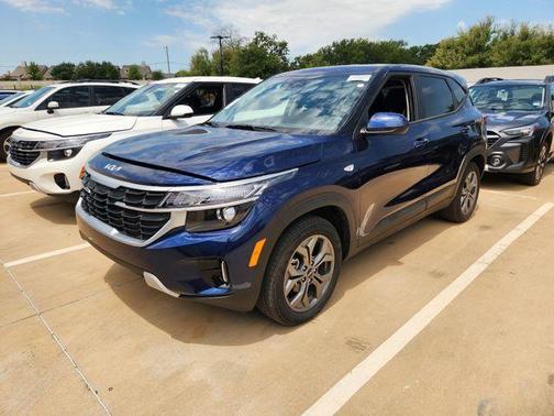 Blue 2026 Kia Seltos LX