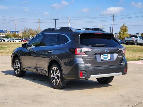 2022 Subaru Outback Touring