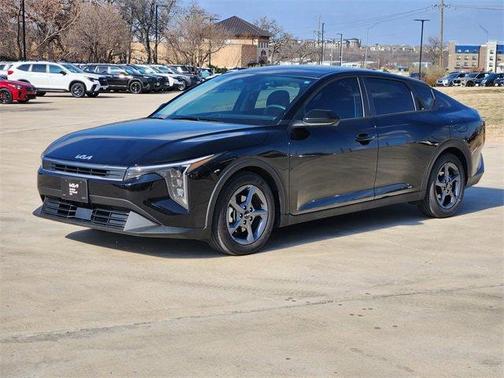 2025 Kia K4 
