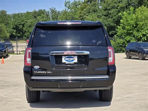 2017 GMC Yukon XL Denali