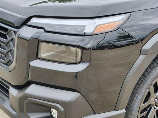 Crystal Black Silica 2026 Subaru Outback Limited XT