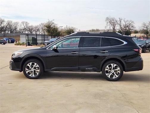 2022 Subaru Outback Touring XT