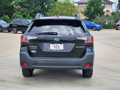 Crystal Black Silica 2023 Subaru Outback Premium