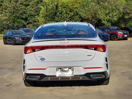 2024 Kia K5 GT-Line