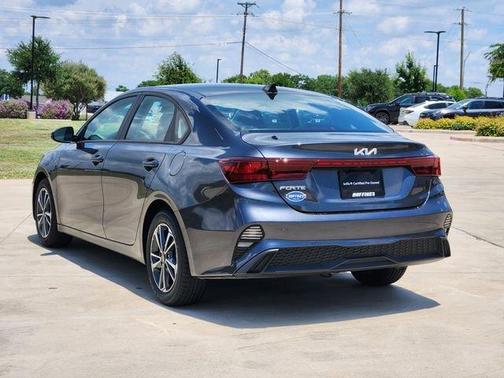 Gravity Gray 2023 Kia Forte LXS