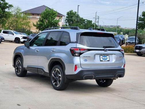 Ice Silver Metallic 2026 Subaru Forester Limited