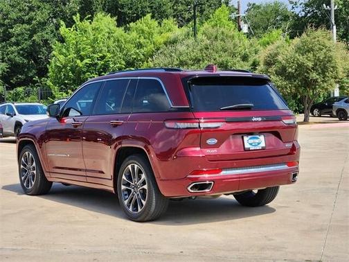 2022 Jeep Grand Cherokee Overland