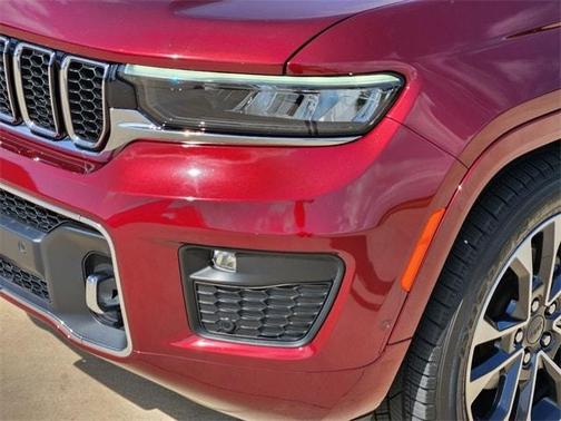 2022 Jeep Grand Cherokee Overland